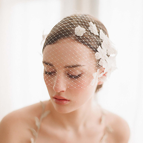 

One-tier Vintage Style / Classic Style Wedding Veil Blusher Veils with Petal / Solid Tulle / Birdcage