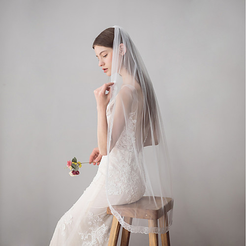 

One-tier Vintage Style / Classic Style Wedding Veil Fingertip Veils with Solid Lace / Tulle / Drop Veil