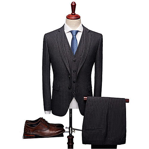 

Striped / Solid Colored Standard Fit Spandex / Polyster Suit - Notch Single Breasted One-button / Suits