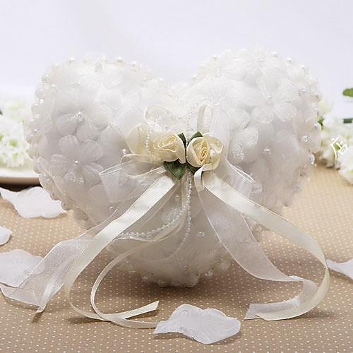 

Satin / Tulle Imitation Pearl / Floral Silk Ring Pillow Wedding All Seasons