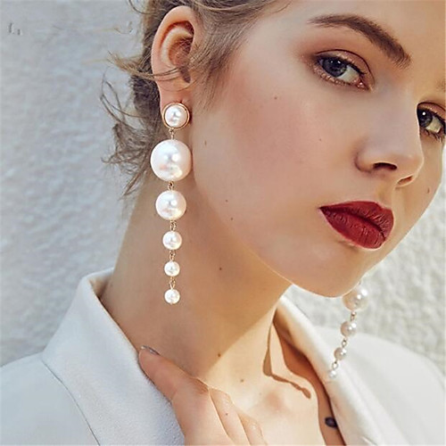 

Women's Pearl Earrings Classic Love Statement Elegant Romantic Imitation Pearl Earrings Jewelry Beige / White For Party Daily Holiday 1 Pair