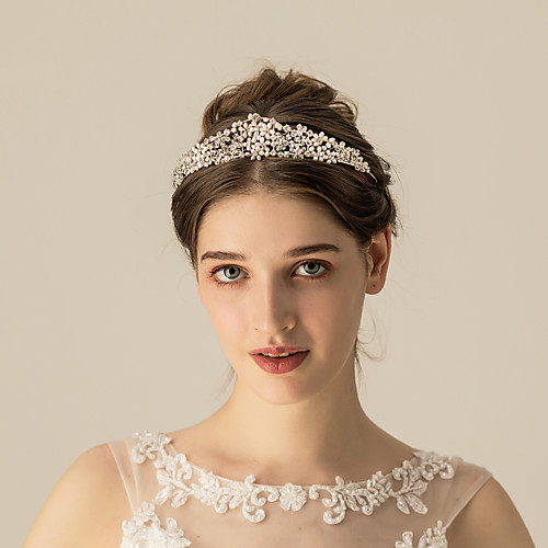 

Alloy Tiaras / Headdress / Hair Accessory with Metal 1 pc Wedding / Party / Evening Headpiece