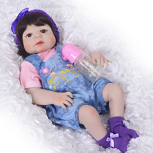 

FeelWind 22 inch Reborn Doll Baby Girl Reborn Baby Doll Kids / Teen with Clothes and Accessories for Girls' Birthday and Festival Gifts / Full Body Silicone / Full Body Silicone