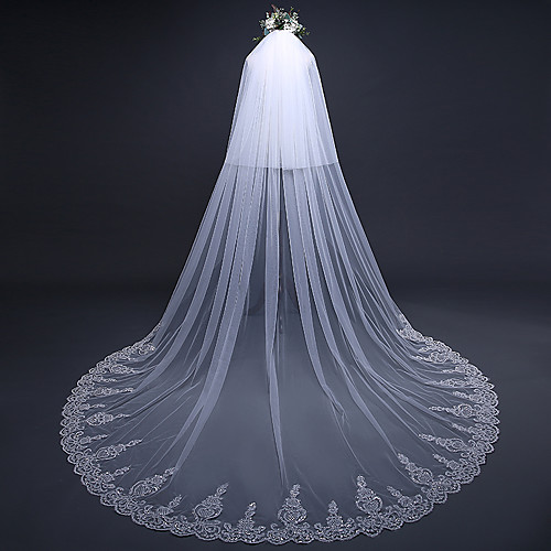 

Two-tier Elegant & Luxurious / European Style Wedding Veil Cathedral Veils with Sequin / Appliques 118.11 in (300cm) Lace / Tulle / Oval