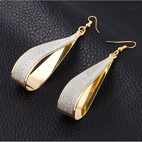 

Women's Drop Earrings Classic Stylish Simple Earrings Jewelry Gold / Silver For Daily Work 1 Pair