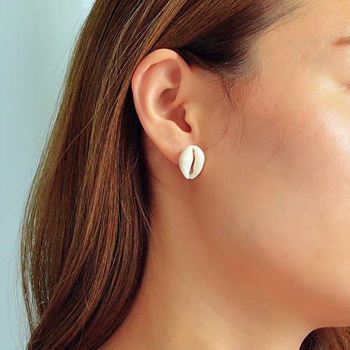 

Women's Stud Earrings Geometrical Shell Bohemian Holiday Boho Shell Earrings Jewelry Beige / White For Daily Holiday Work 1 Pair