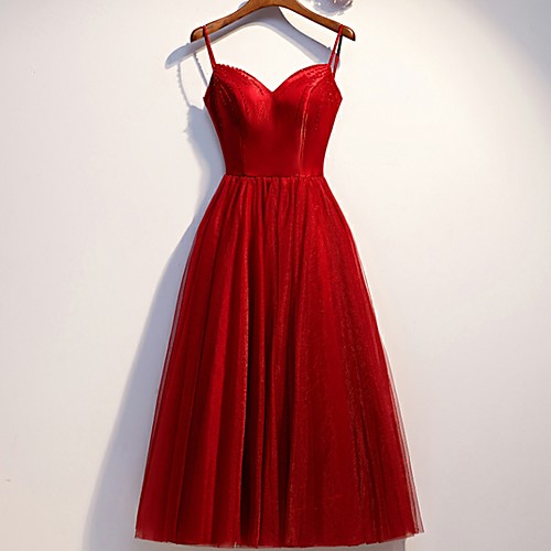 

A-Line Elegant Holiday Cocktail Party Valentine's Day Dress Spaghetti Strap Sleeveless Knee Length Velvet with Beading 2021