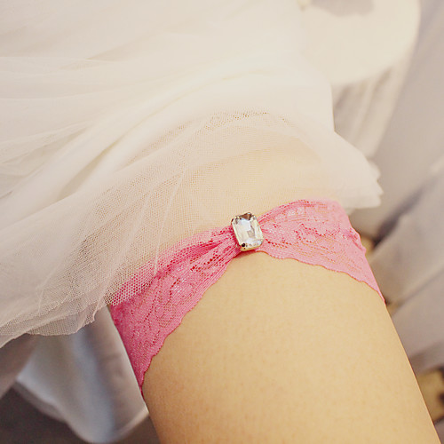 

Lace Wedding / Simple Style Wedding Garter With Sparkling Glitter / Lace Garters Wedding Party