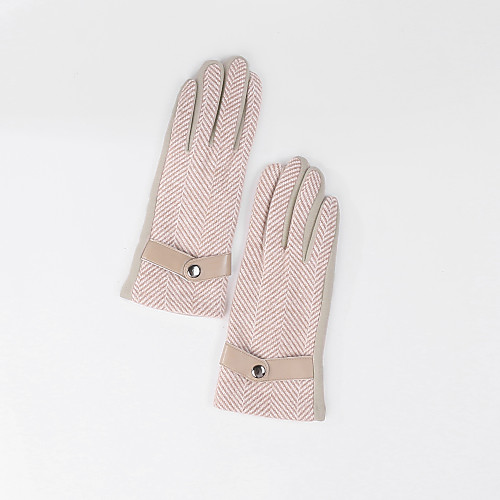 

Cotton / Polyester Wrist Length Glove Artistic Style / Gloves With Button