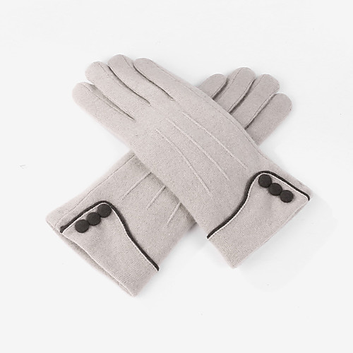 

Nylon / Wool Wrist Length Glove Artistic Style / Elegant With Button