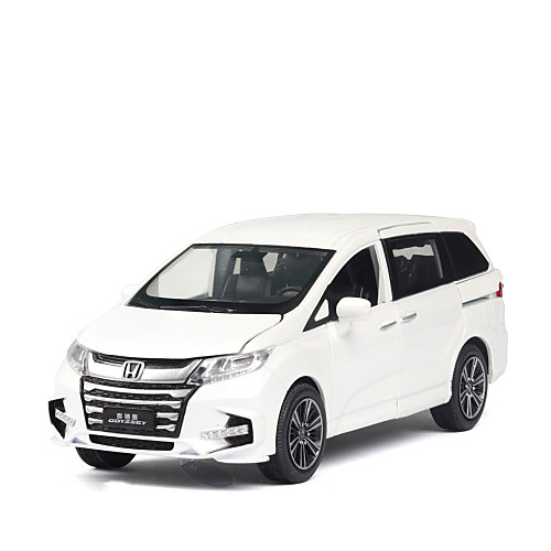 

1:32 Toy Car Vehicles Car Transporter Truck SUV Special Designed Glow Simulation Zinc Alloy Rubber Mini Car Vehicles Toys for Party Favor or Kids Birthday Gift