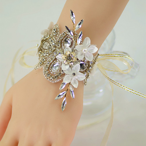 

Wedding Flowers Wrist Corsages Wedding Party / Birthday Party Silk / Organza / Metal 5.91(Approx.15cm)