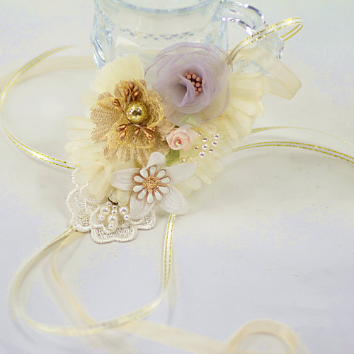 

Wedding Flowers Wrist Corsages Wedding Party / Birthday Party Organza / Metal / Fabrics 4.33(Approx.11cm)