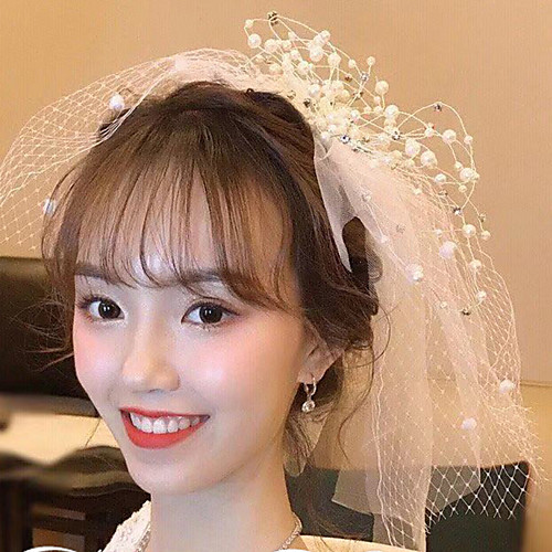 

Two-tier Antique / Sweet Style Wedding Veil Shoulder Veils with Faux Pearl 75 cm 100% Polyester / Classic