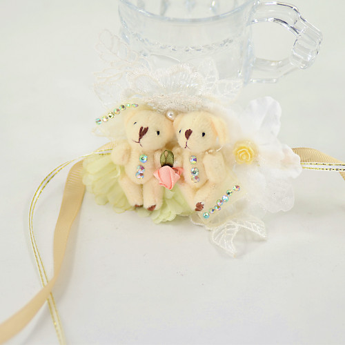 

Wedding Flowers Wrist Corsages Wedding Party / Birthday Party Lace / Organza / Fabrics 5.12(Approx.13cm)