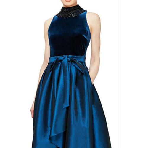 

A-Line Mother of the Bride Dress Elegant High Neck Knee Length Velvet Sleeveless with Sash / Ribbon Ruching 2021