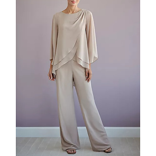 

Pantsuit / Jumpsuit Mother of the Bride Dress Elegant Jewel Neck Floor Length Chiffon Long Sleeve with Cascading Ruffles 2021