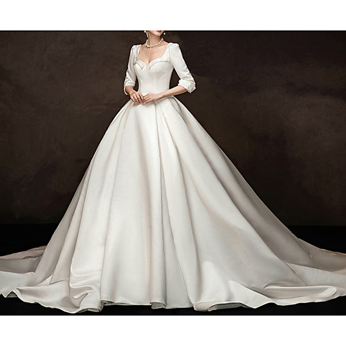 

Ball Gown Wedding Dresses Sweetheart Neckline Watteau Train Satin Half Sleeve Simple Vintage Elegant with Beading 2021