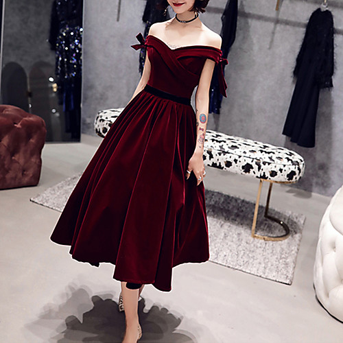 

A-Line Hot Cocktail Party Prom Dress Off Shoulder Short Sleeve Tea Length Velvet with Bow(s) 2021