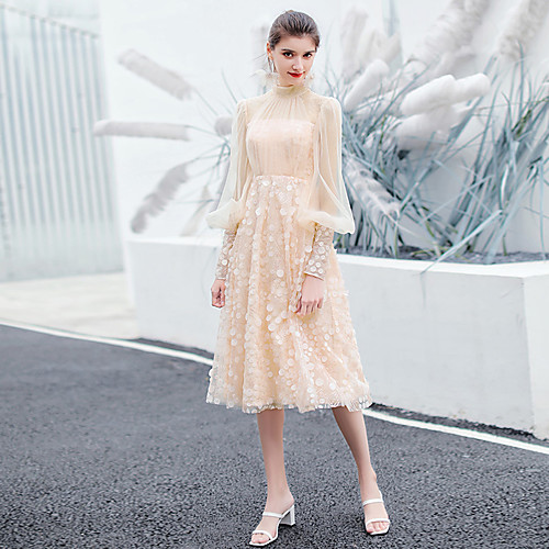 

A-Line Flirty Elegant Graduation Prom Valentine's Day Dress High Neck Long Sleeve Tea Length Lace Tulle with Pleats Appliques 2021