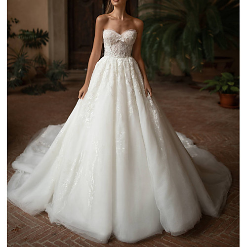 

Ball Gown Wedding Dresses Strapless Sweep / Brush Train Lace Tulle Strapless Formal Plus Size with Draping Appliques 2021