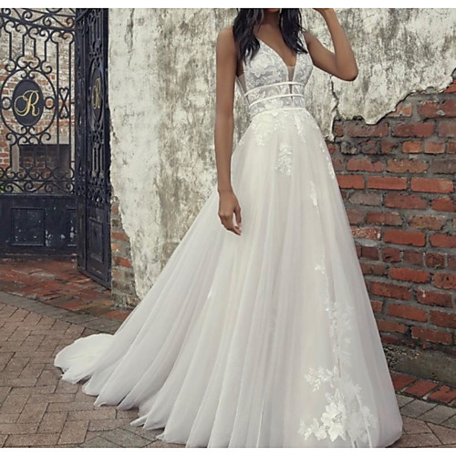 

A-Line Wedding Dresses Plunging Neck Court Train Tulle Sleeveless Country Plus Size with Lace Insert Appliques 2021