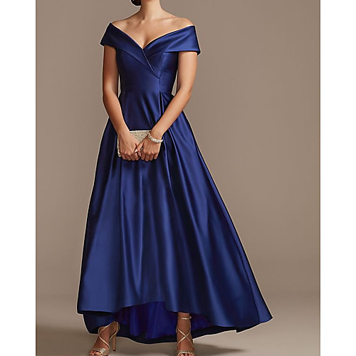 

A-Line Mother of the Bride Dress Elegant Off Shoulder Asymmetrical Satin Short Sleeve with Pleats 2021