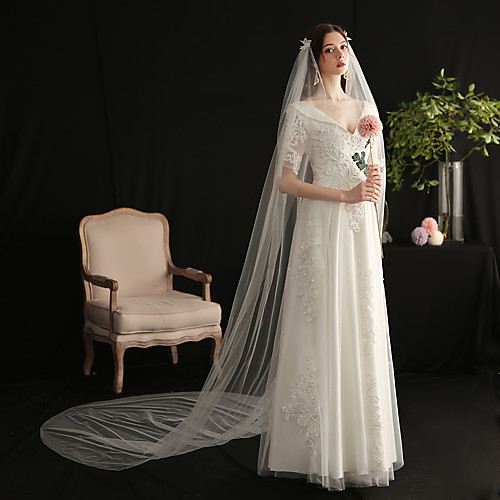 

One-tier Elegant & Luxurious Wedding Veil Cathedral Veils with Scattered Bead Floral Motif Style / Solid Tulle / Angel cut / Waterfall