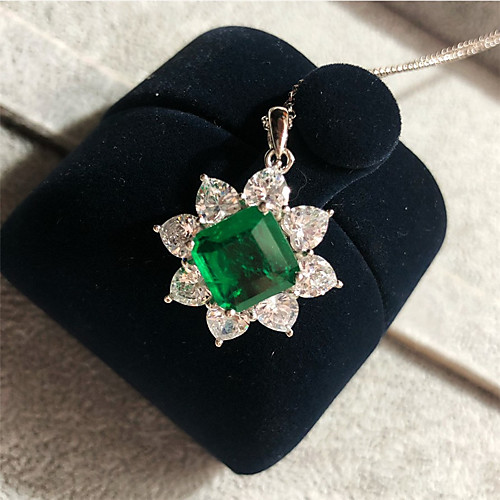 

2 carat Synthetic Emerald Necklace Alloy For Women's Emerald cut Antique Luxury Bridal Wedding Party Evening Formal High Quality Pave