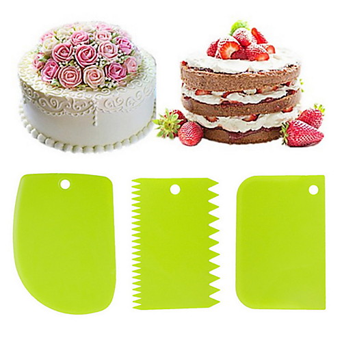 

3Pcs/Set Fondant Cake Decoration Tool Multifunction Pastry Cream Butter Spatula Plastic Cake Scraper Set