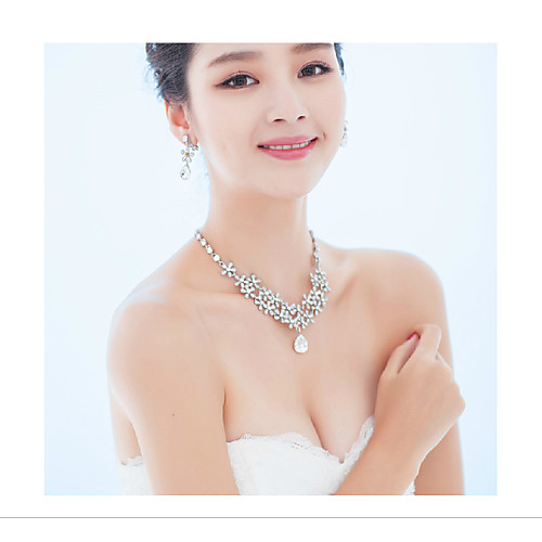 

Women's Crystal Bridal Jewelry Sets Transparent Flower Elegant Vintage Earrings Jewelry White / Red For Wedding Party 1 set