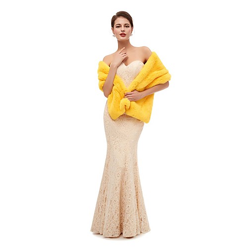

Sleeveless Shawls Faux Fur Party / Evening Shawl & Wrap / Women's Wrap With Button