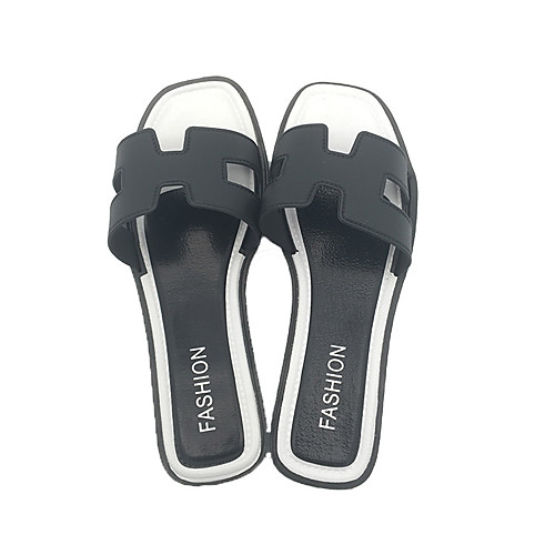 

Summer Flip-flops and Beach Sandals