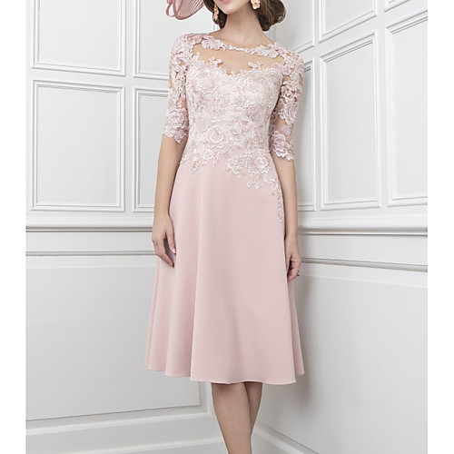 

A-Line Mother of the Bride Dress Elegant Illusion Neck Knee Length Lace Satin Half Sleeve with Pleats Appliques 2021