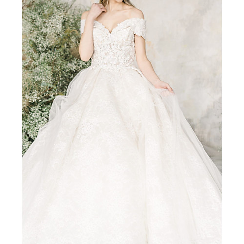 

A-Line Wedding Dresses Off Shoulder V Neck Court Train Lace Tulle Short Sleeve Formal with Embroidery 2020