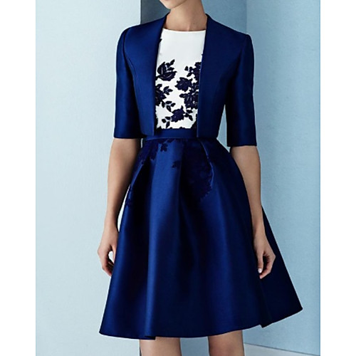

Two Piece A-Line Mother of the Bride Dress Elegant Jewel Neck Knee Length Satin Half Sleeve with Pleats Appliques 2021