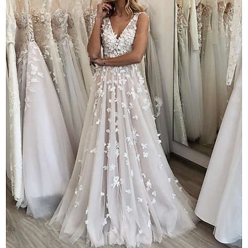 

A-Line Wedding Dresses V Neck Sweep / Brush Train Tulle Sleeveless Country with Appliques 2020