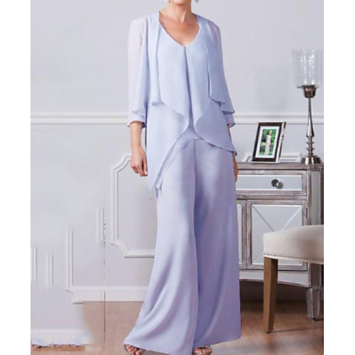 

Pantsuit / Jumpsuit Mother of the Bride Dress Elegant V Neck Floor Length Chiffon 3/4 Length Sleeve with Pleats 2021