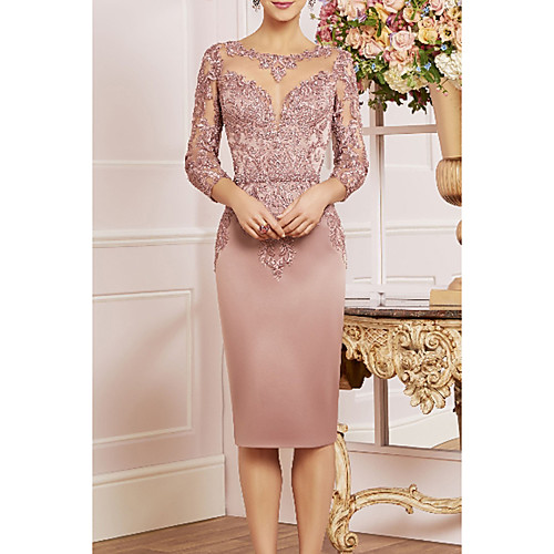 

Sheath / Column Mother of the Bride Dress Elegant Plus Size Bateau Neck Knee Length Lace Satin 3/4 Length Sleeve with Ruffles 2020