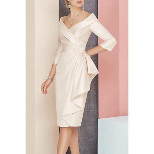 

Sheath / Column Mother of the Bride Dress Elegant Vintage Plus Size V Neck Knee Length Satin 3/4 Length Sleeve with Sash / Ribbon Ruching 2020