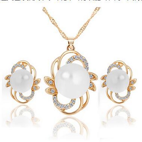 

Women's Jewelry Set Hollow Out Fashion Imitation Pearl Imitation Diamond Earrings Jewelry Gold / Silver For Festival