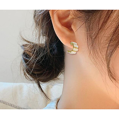 

Women's Earrings Classic Flower Love Classic Vintage Shell Earrings Jewelry White For Gift Daily 1 Pair