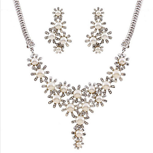 

Women's Pearl Jewelry Set Classic Flower Fashion Earrings Jewelry Silver For Anniversary Gift Prom Festival 1 set