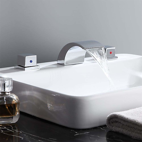

Bathroom Sink Faucet - Waterfall Chrome Widespread Two Handles Three HolesBath Taps / Brass