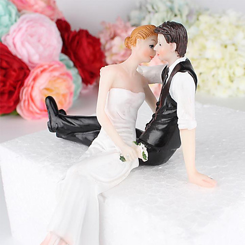 

Cake Topper Garden Theme Classic Resin Special Occasion with 1 Gift Box