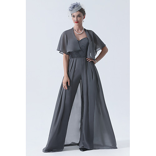 

Pantsuit / Jumpsuit Mother of the Bride Dress Elegant & Luxurious Sweetheart Neckline Sweep / Brush Train Chiffon Lace Short Sleeve with Pleats Appliques 2021