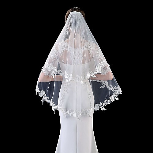 

Two-tier Flower Style / Basic Wedding Veil Fingertip Veils with Appliques / Solid 35.43 in (90cm) Tulle
