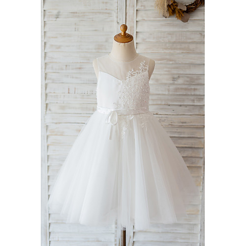 

Ball Gown Knee Length Wedding / Birthday Flower Girl Dresses - Lace / Tulle Sleeveless Jewel Neck with Belt / Bow(s) / Buttons