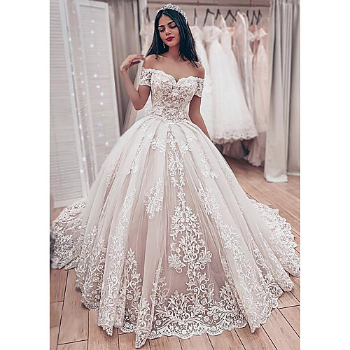 

Ball Gown Wedding Dresses Off Shoulder Chapel Train Lace Tulle Short Sleeve Formal Luxurious with Pleats Appliques 2021