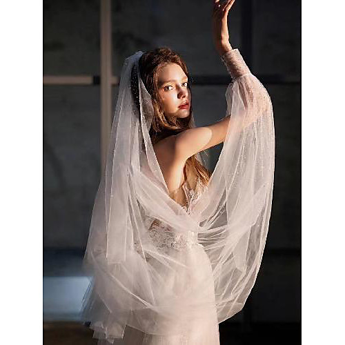 

One-tier Luxury Wedding Veil Cathedral Veils with Solid Tulle
